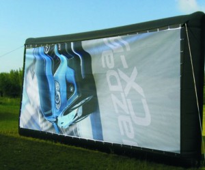 reklamni_nafukovaci_brana_typ_display_mazda